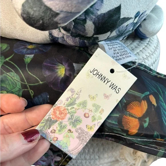 JOHNNY WAS Pretty Dancer Bear + Botanical Butterfly Tote NWT - Picture 5 of 9